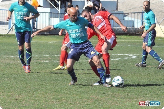 החמיץ פנדל מול פרדס חנה. נדיב סימן טוב (חאדר אניס)